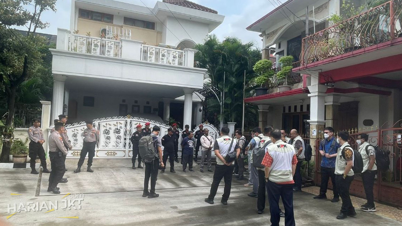 Penyelidikan KPK Geledah Rumah Hasto Kristiyanto