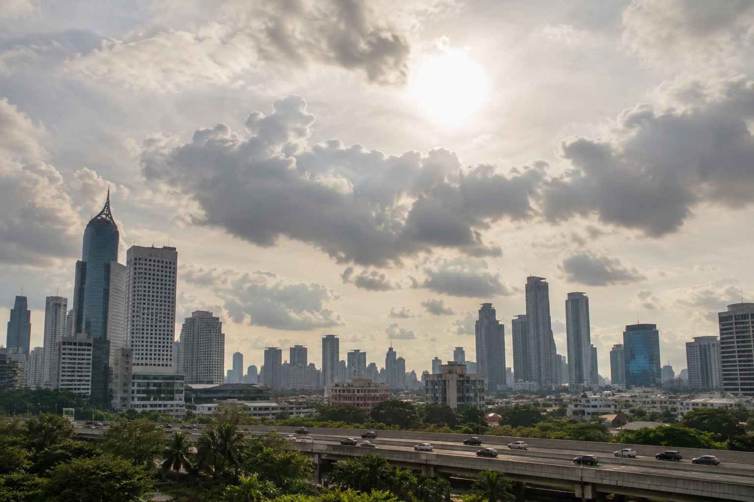 Cuaca Jakarta Hari Ini Berawan Panas